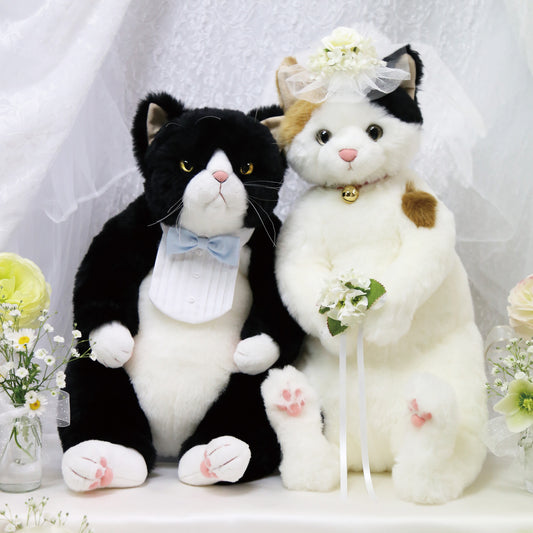 Jingoro and Koharu wedding set (includes stuffed toy)